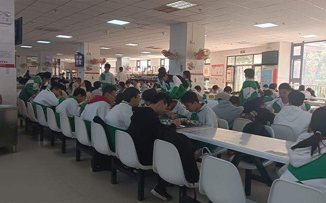 學校食堂環境圖片,高校食堂圖片,學校食堂環境圖片